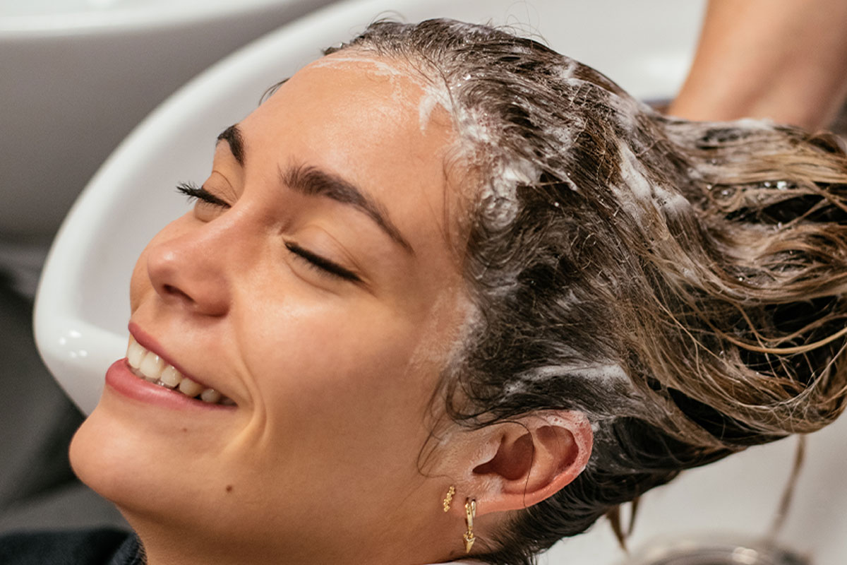 مراقبت ضروری از مو بعد از حمام